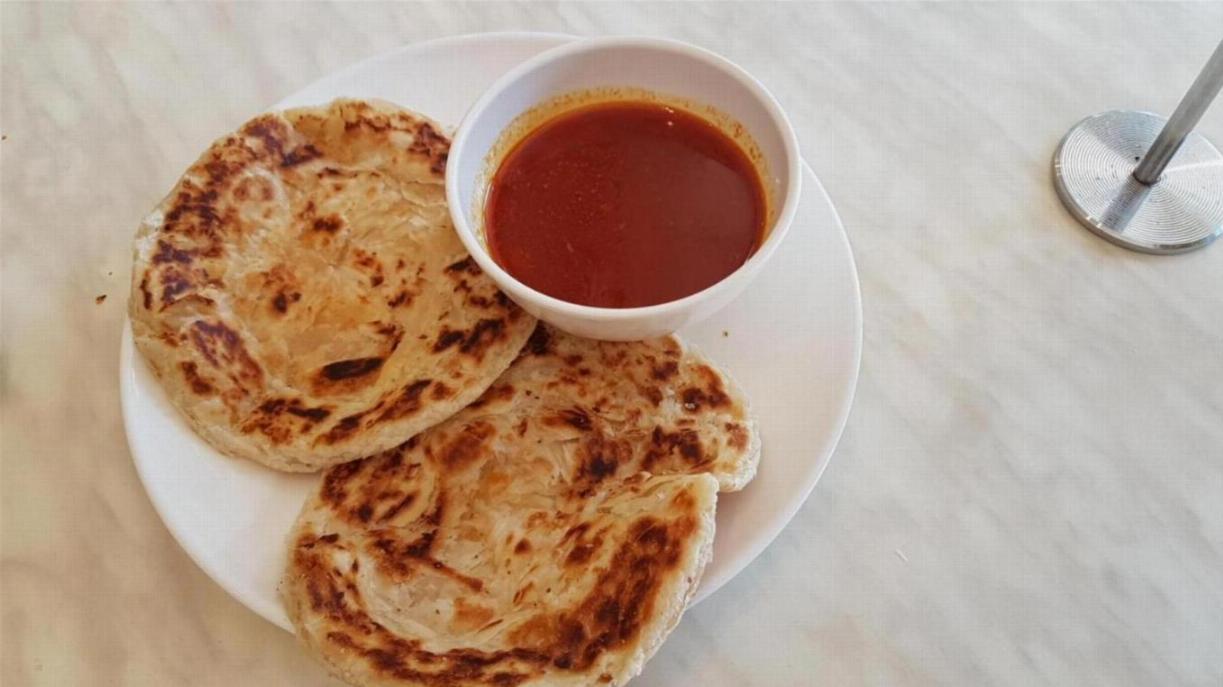 halal food in malaysia-Roti Canai